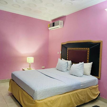 Heaven Gate Hotel Acra Exterior foto